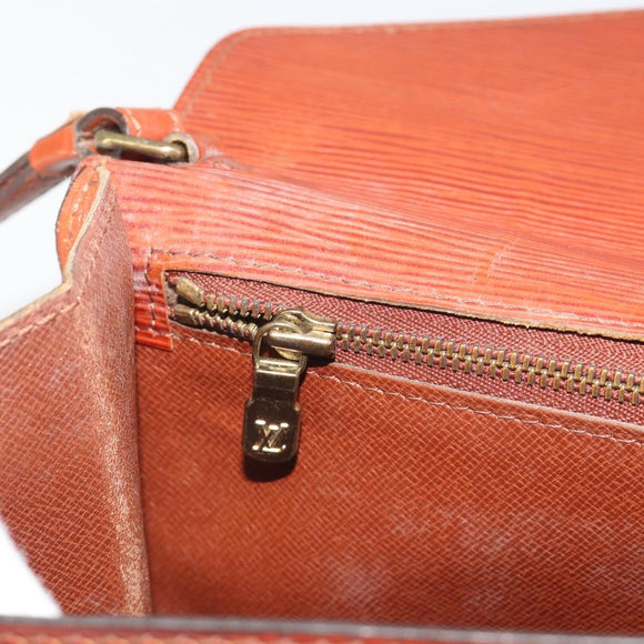 LOUIS VUITTON Epi Sellier Dragonne Clutch Bag Brown M52613 LV Auth BA14195