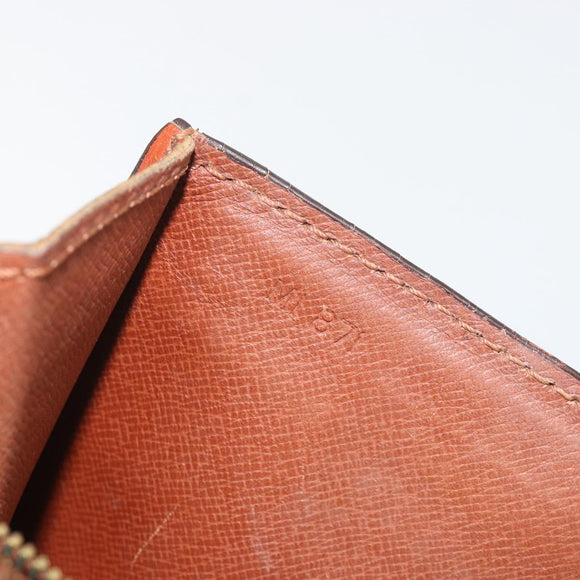 LOUIS VUITTON Epi Sellier Dragonne Clutch Bag Brown M52613 LV Auth BA14195