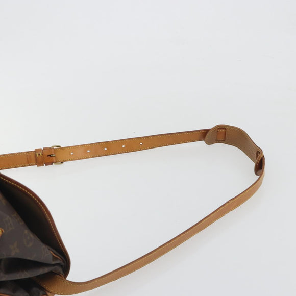 LOUIS VUITTON Monogram Saumur 35 Shoulder Bag M42254 LV Auth BA14354
