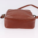 LOUIS VUITTON Epi Danube Shoulder Bag Brown M51694 LV Auth BA14360-5