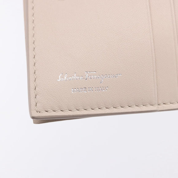 Salvatore Ferragamo Gancini Bifold Wallet Leather Ivory Silver Auth BA14437M