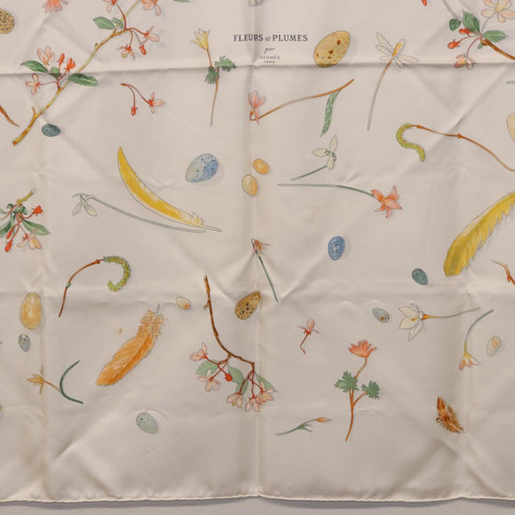 HERMES Carre 90 Scarf Silk White Auth BA14507