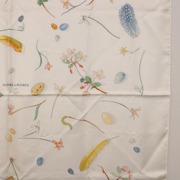 HERMES Carre 90 Scarf Silk White Auth BA14507
