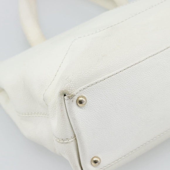 CHANEL Tote Bag Caviar Skin White CC Auth BA14587A