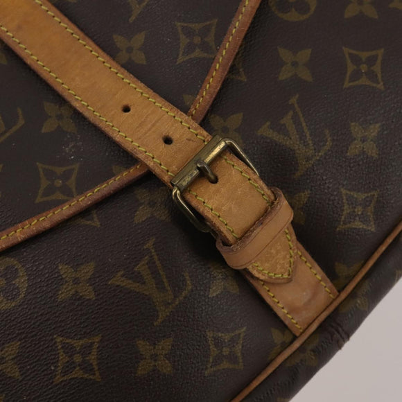 LOUIS VUITTON Monogram Saumur 35 Shoulder Bag M42254 LV Auth BA14790