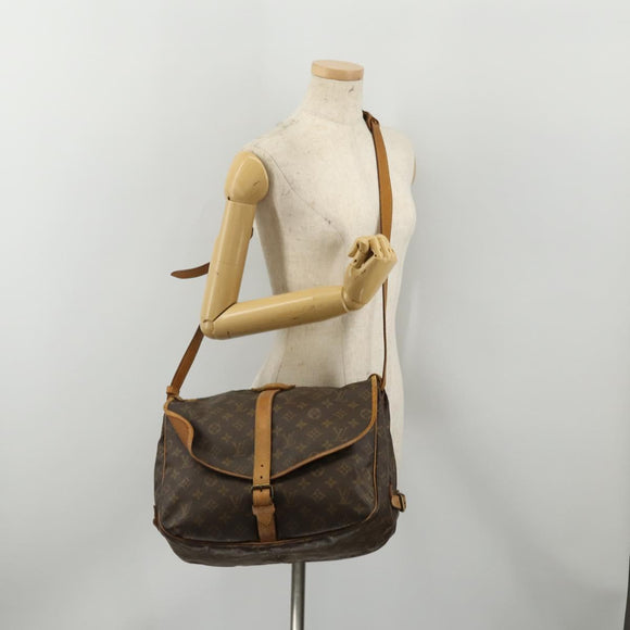 LOUIS VUITTON Monogram Saumur 35 Shoulder Bag M42254 LV Auth BA14790