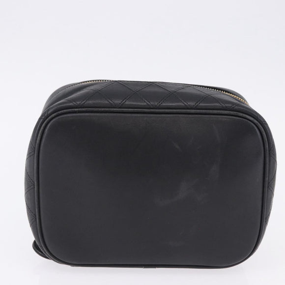 CHANEL Bicolore Cosmetic Pouch Leather Black Gold Tone CC Auth BA14972