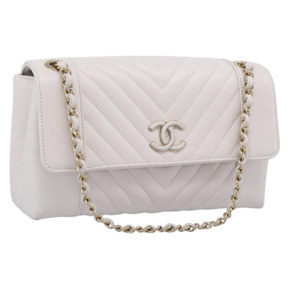 CHANEL V Stitch Chain Chevron Shoulder Bag Leather White Navy CC Auth BA15077SAM