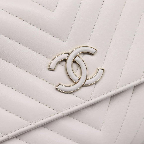 CHANEL V Stitch Chain Chevron Shoulder Bag Leather White Navy CC Auth BA15077SAM
