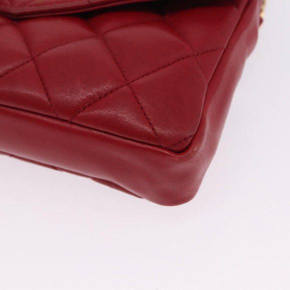 CHANEL Matelasse Waist bag Lamb Skin Red Gold CC Auth BA15205