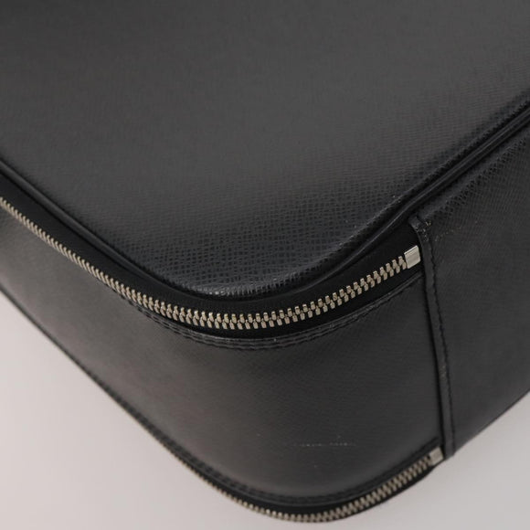 LOUIS VUITTON Taiga Tula Shoulder Bag Black M30762 LV Auth BA15403