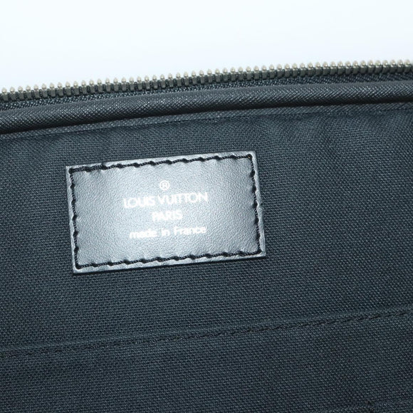 LOUIS VUITTON Taiga Tula Shoulder Bag Black M30762 LV Auth BA15403