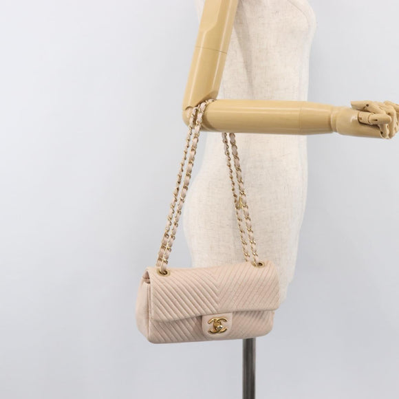 CHANEL V-stitched Chain Shoulder Bag Lamb Skin Ivory Gold Tone CC Auth BA15491V