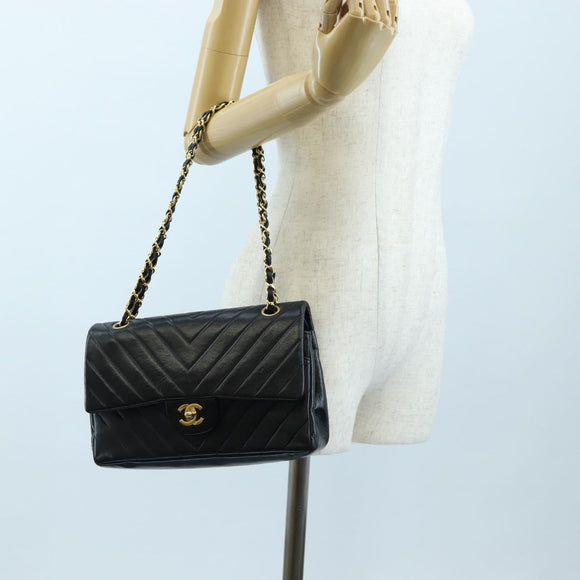 CHANEL V-stitch Chevron Double Flap Matelasse 25 Chain Shoulder Auth BA15583V