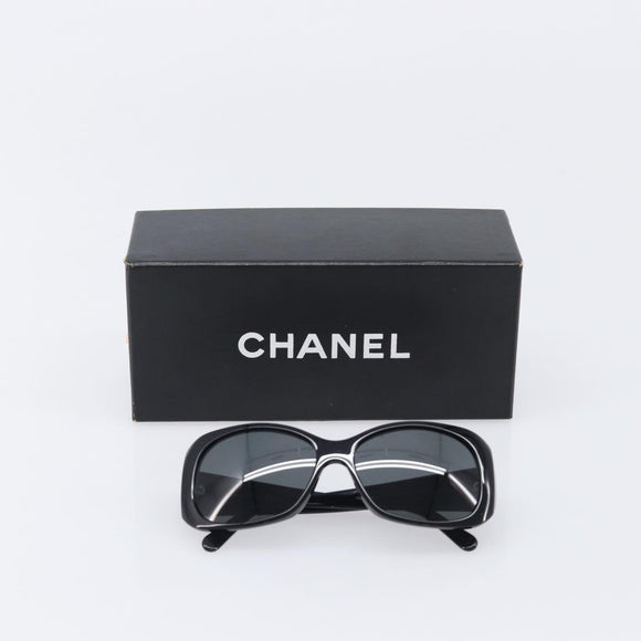 CHANEL Sunglasses plastic Black CC Auth BA15678V