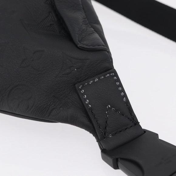 LOUIS VUITTON Monogram Shadow Discovery Bum Bag Black M44388 LV Auth BA15954M