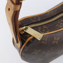 LOUIS VUITTON Monogram Pochette Croissant Shoulder Bag M51510 LV Auth BA16038V-18