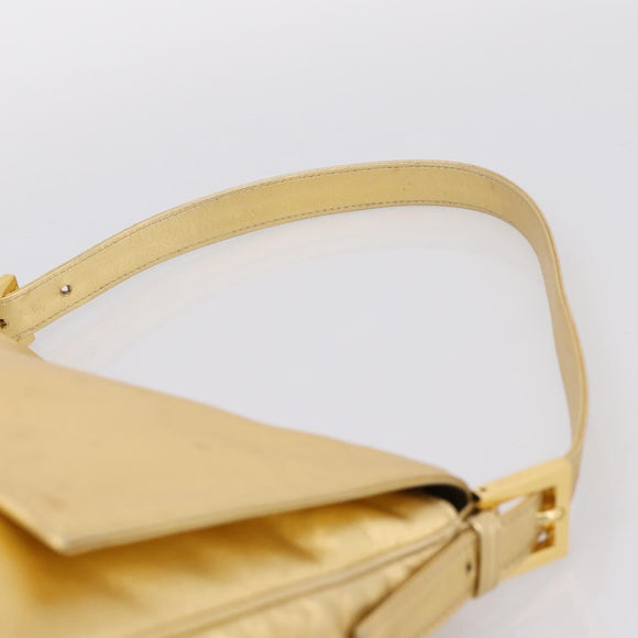 FENDI Mamma Baguette Shoulder Bag Leather Gold Auth BA16067SAM