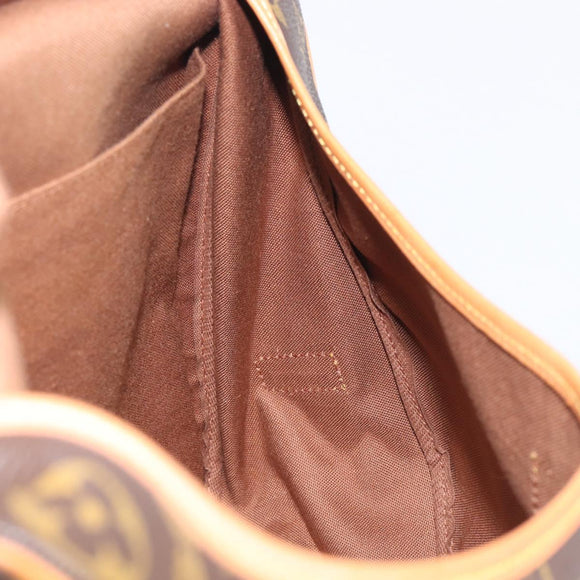 LOUIS VUITTON Monogram Saumur 35 Shoulder Bag M42254 LV Auth BA16197