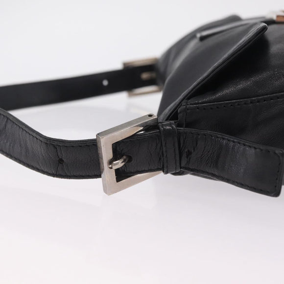 FENDI Mamma Baguette Shoulder Bag Leather Black Silver Auth BA16322V