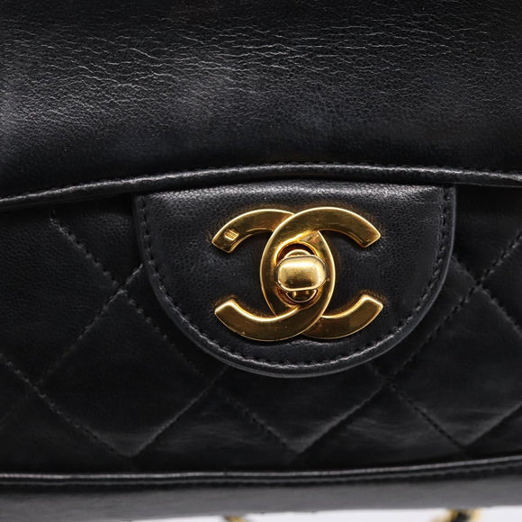 CHANEL Matelasse 25 Chain Shoulder Bag Lamb Skin Black Gold CC Auth BA16325SAV