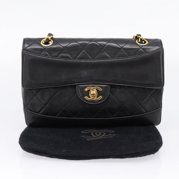 CHANEL Matelasse 25 Chain Shoulder Bag Lamb Skin Black Gold CC Auth BA16325SAV