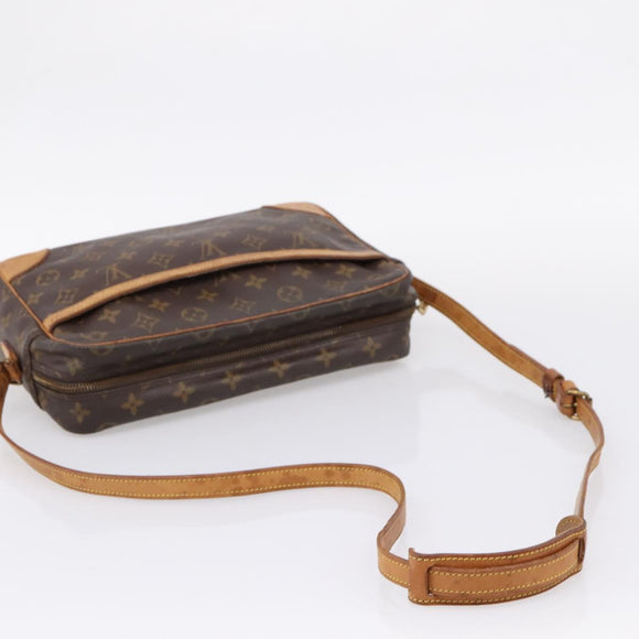 LOUIS VUITTON Monogram Trocadero 30 Shoulder Bag M51272 LV Auth BA16374