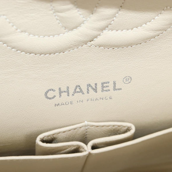 CHANEL Matelasse 25 Double Flap Chain Bag Tweed White Silver Auth BA16596SM
