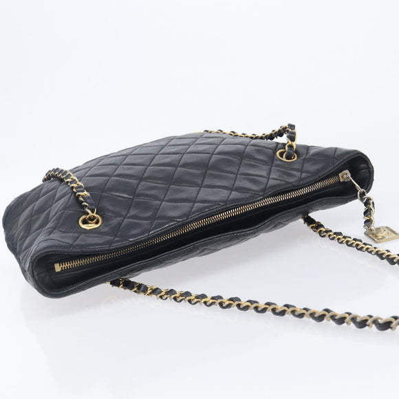 CHANEL Matelasse Chain Shoulder Bag Lamb Skin Black Gold CC Auth BA16693
