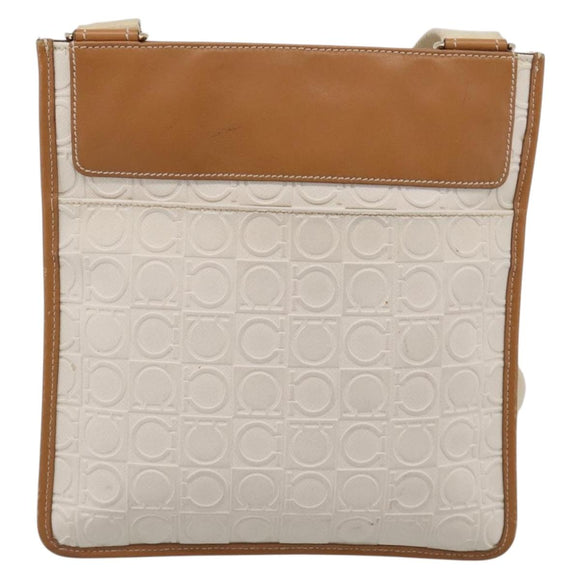 Salvatore Ferragamo Gancini Shoulder Bag Leather White Brown Auth BA16913