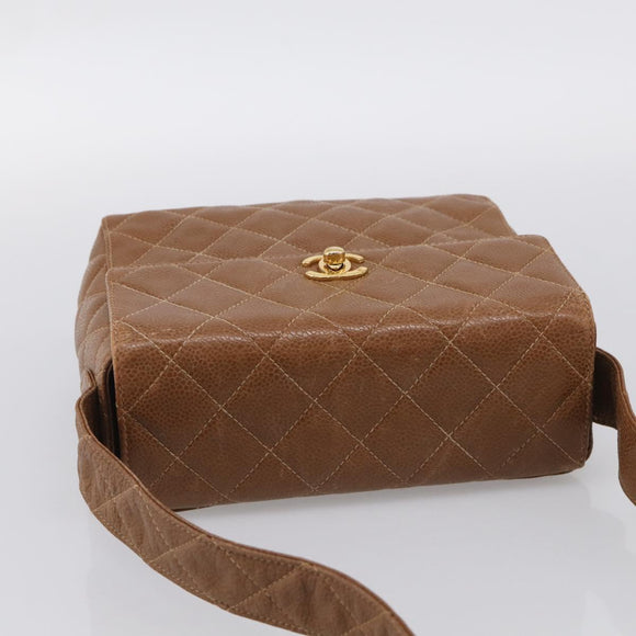 CHANEL Matelasse Shoulder Bag Caviar Skin Brown Gold Tone CC Auth BA16932V