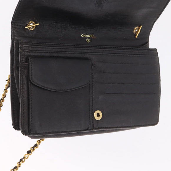 CHANEL Chain Shoulder Bag Patent Black Gold Tone CC Auth BA16956