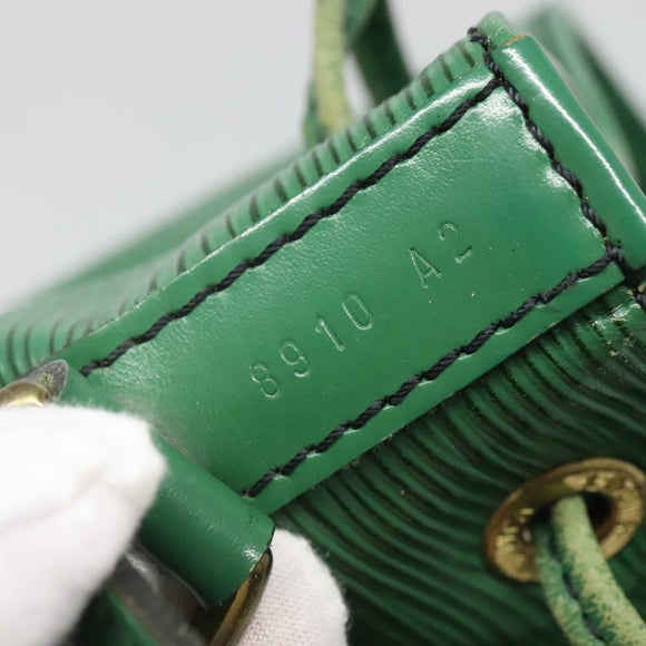 LOUIS VUITTON Epi Petit Noe Shoulder Bag Green M44104 LV Auth BA1717