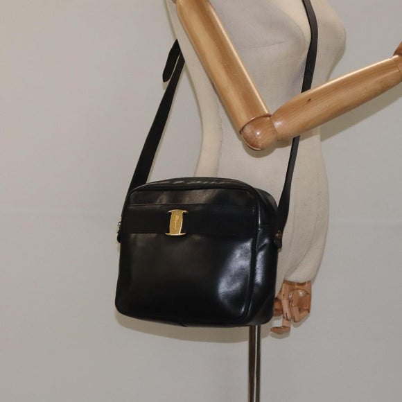 Salvatore Ferragamo Shoulder Bag Leather Black Gold Auth BA2152