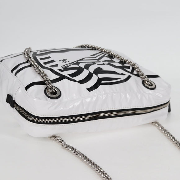 CHANEL Cruise line Chain Shoulder Bag Vinyl White Silver CC Auth BA2159V