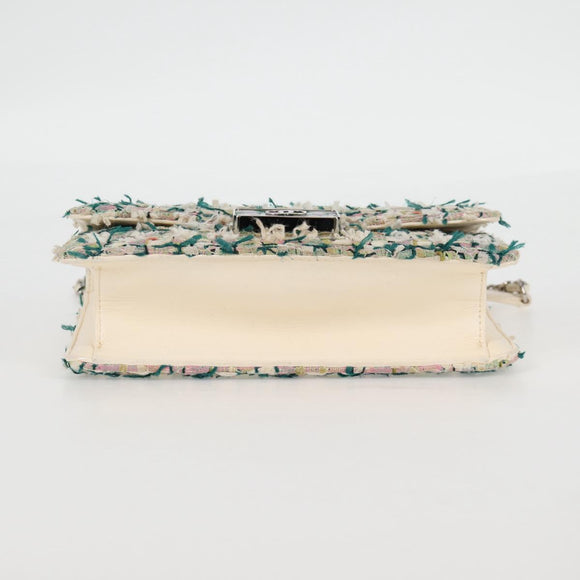 CHANEL Chain Matelasse Shoulder Bag Tweed White CC Auth BA2164AM