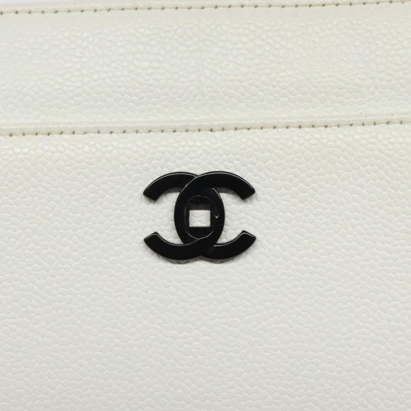 CHANEL Shoulder Bag Caviar Skin White CC Auth BA2340