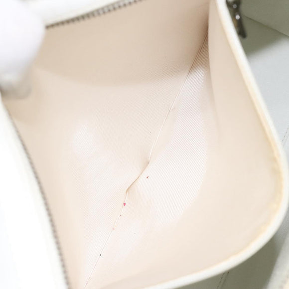 CHANEL Shoulder Bag Caviar Skin White CC Auth BA2340