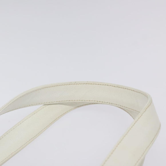 CHANEL Shoulder Bag Caviar Skin White CC Auth BA2340