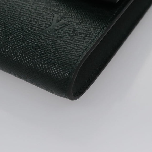 LOUIS VUITTON Taiga Leren Volga Aktetas Epicea M30204 LV Auth BA235