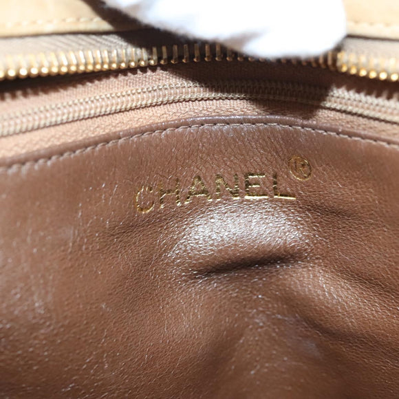 CHANEL Matelasse Chain Shoulder Bag Lamb Skin Beige Gold CC Auth BA2702