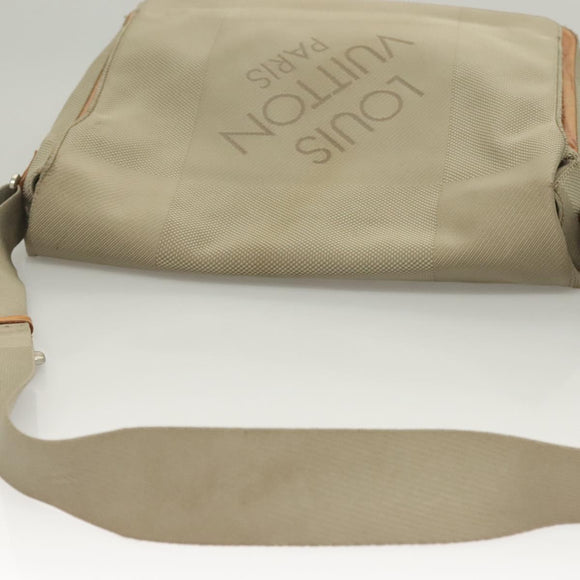LOUIS VUITTON Damier Geant Messager NM Shoulder Bag Gray LV Auth BA2846