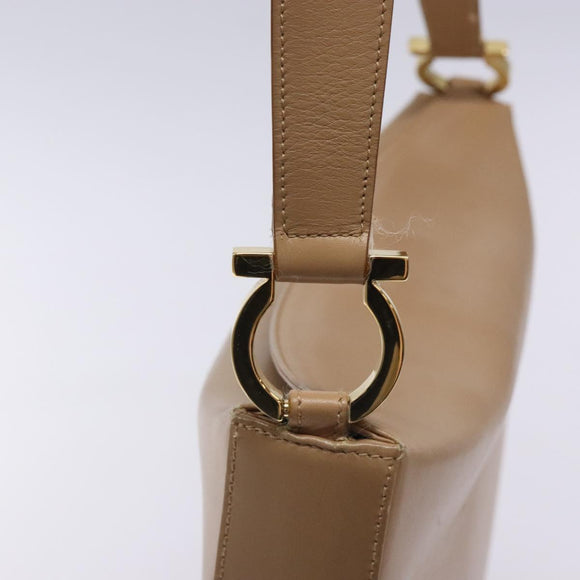 Salvatore Ferragamo Gancini Shoulder Bag Leather Beige Gold Auth BA4057