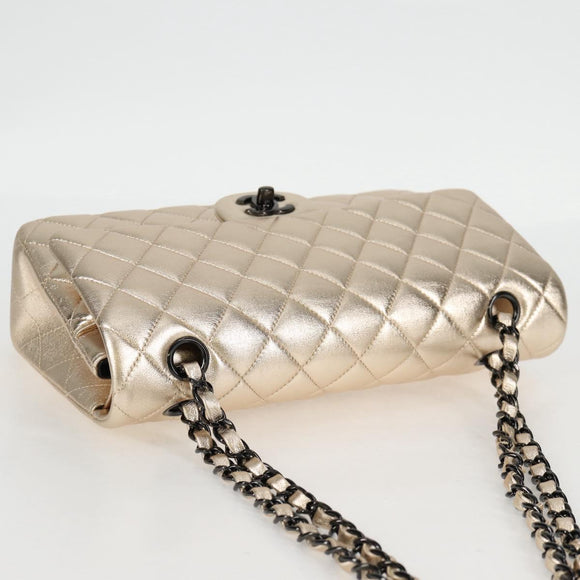 CHANEL Matelasse 25 Double Flap Chain Bag Lamb Skin Gold CC Auth BA4084SM