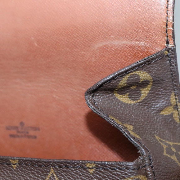 LOUIS VUITTON Monogram Saint Cloud MM Shoulder Bag M51243 LV Auth BA4400