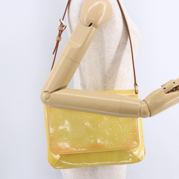 LOUIS VUITTON Monogram Vernis Thompson Street Tasche Gelb M91071 LV Auth BA4453