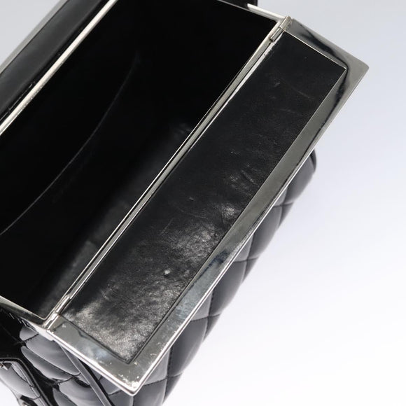 CHANEL Matelasse Hand Bag Patent leather Black CC Auth BA452AV