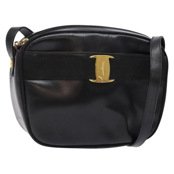 Salvatore Ferragamo Vala Shoulder Bag Leather Black Gold Auth BA5416