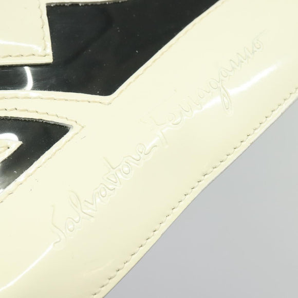 Salvatore Ferragamo Gancini Backpack Patent leather White Auth BA5435