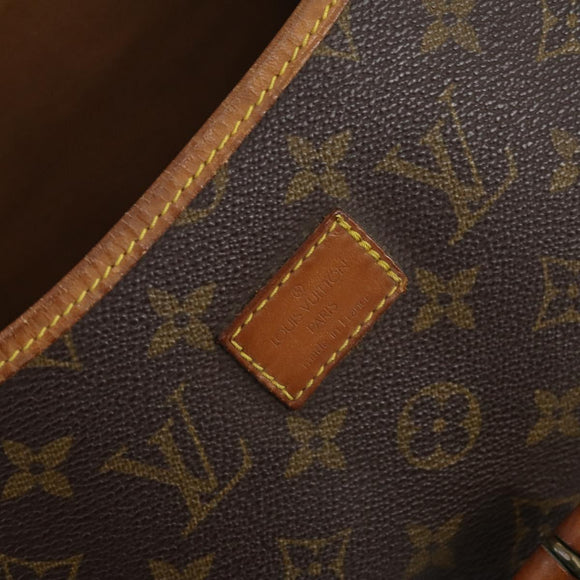LOUIS VUITTON Monogram Saumur 35 Umhängetasche M42254 LV Auth BA5810